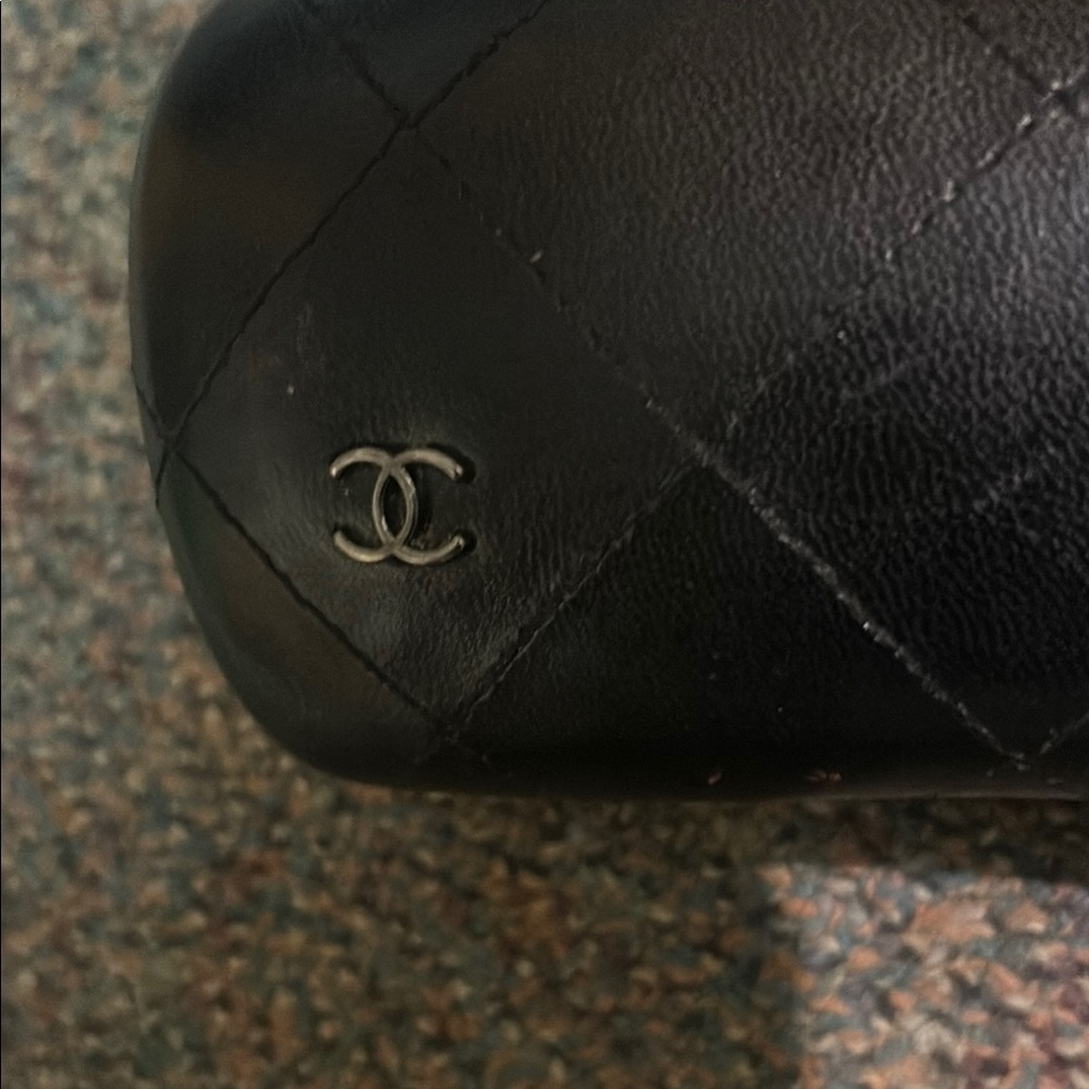 Chanel Black Quilted Sunglasses Case - Picture 2 of 4